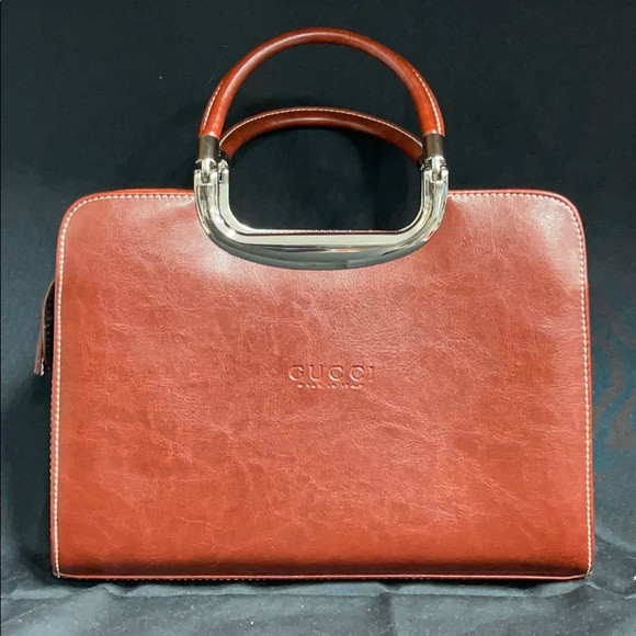 Gucci Red Leather Handbag with Matching Wristlet - Picture 2 of 6